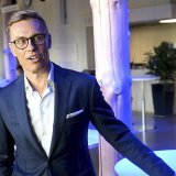 Alexander Stubb, 55 ans, a été le premier ministre de Finlande entre 2014 et 2015. Il a aussi servi en tant que ministre des Finances, des Affaires étrangères et des Affaires européennes. Il enseigne actuellement à l'Institut universitaire europée...